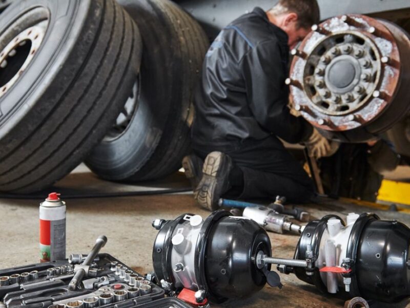 Truck & Trailer Repair 24H Roadside Assistance